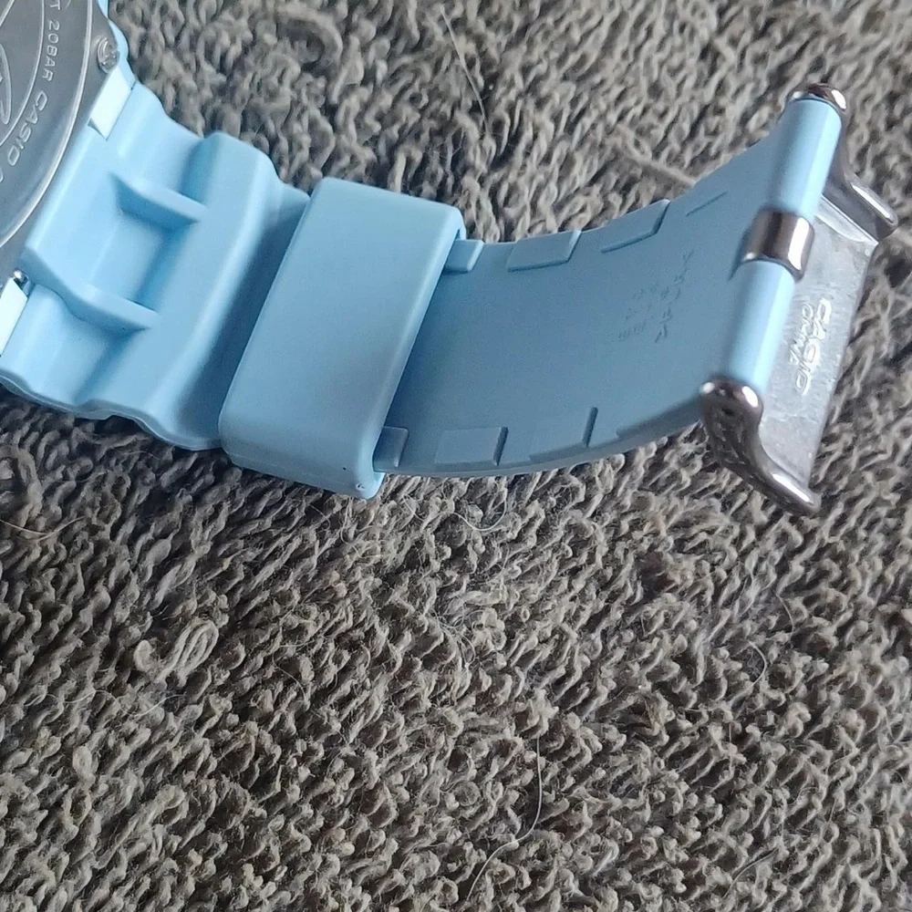 G-Shock Blue Smartwatch - Picture 3 of 4